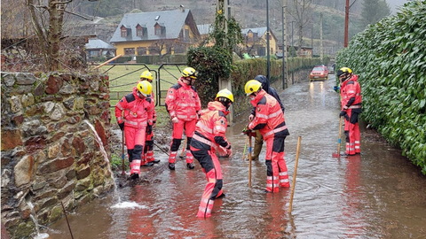 Pompiers d'Aran riu Garona