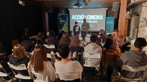 Sessi&oacute; de Suma valors amb els curts