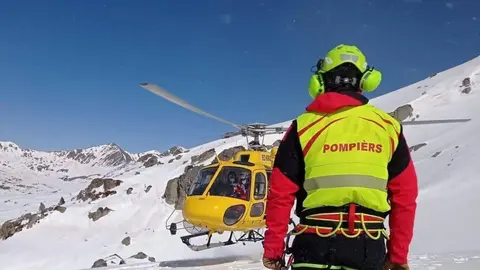 Pompi&egrave;rs d'Aran helic&ograve;pter