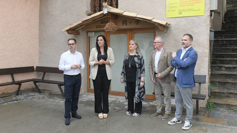Violant Cervera a Tuixent