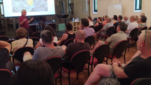 Comunitat energ&egrave;tica reuni&oacute; la Pobla de Segur