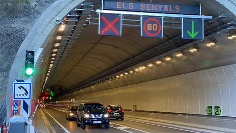 T&uacute;nel tresponts obert