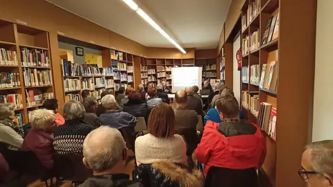 Confer&egrave;ncia la Pobla medicina i Guerra Civil