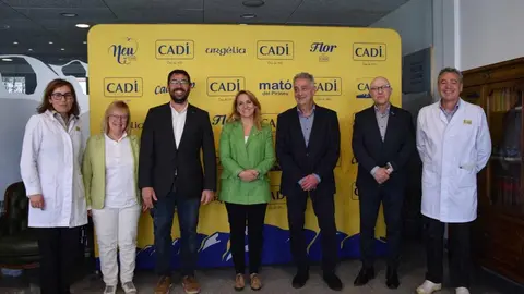 Consellera Nat&agrave;lia Mas visita cooperativa Cad&iacute;