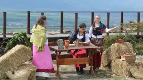 Festa del Castell de Ll&iacute;via 2