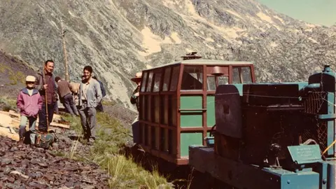 Tren Capdella 3
