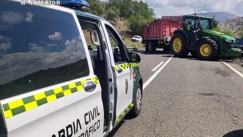 Accident tractor