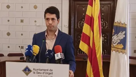 Barrera declaraci&oacute; institucional 2