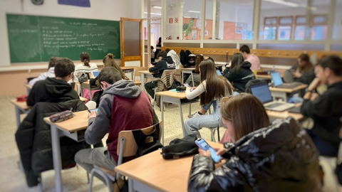 WhatsApp-Relats centre educatiu Andorra