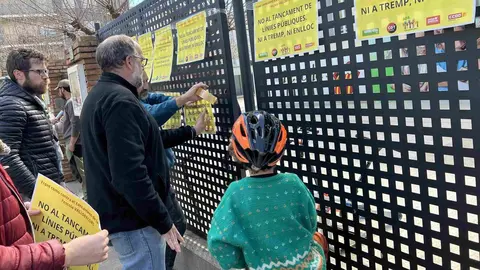 Escola Valldeflors protesta pares 4