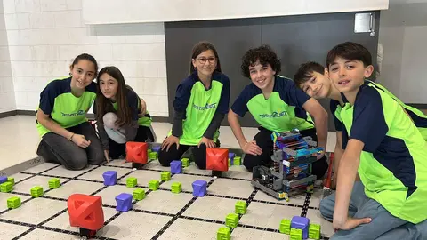 Rob&ograve;tica alumnes la Valira 1