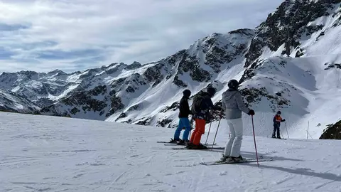 Estaci&oacute; Luchon 1
