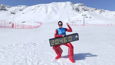 Marta Visa bat record a Vars