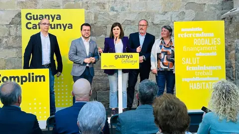 El President Pere Aragon&egrave;s, la cap de llista Marta Vilalta i els candidats pirinencs Pepe Vidal, Roser Bombard&oacute; i Miquel Abrantes (1)
