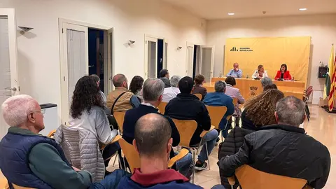 Acte Guanya Catalaunya Oliana amb la Consellera Mas, la cap de llista Marta Vilalta i el candidat de Pirineu Pepe Vidal