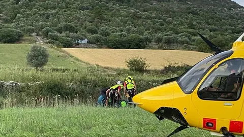 Rescat parapentistes a Organy&agrave; 1