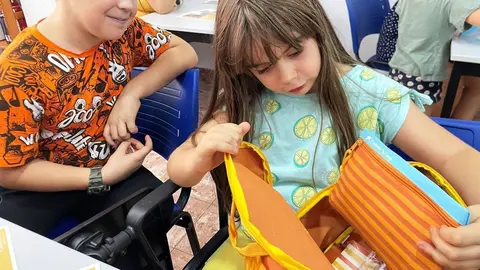 Los ni&ntilde;os que atiende CaixaProinfancia recibir&aacute;n material escolar CR&Eacute;DITO FLC V&iacute;ctor Molino