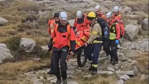 Bombers rescat llitera