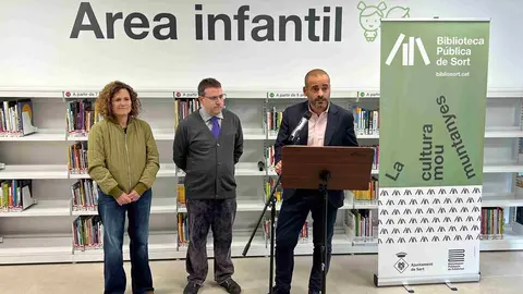 BIBLIOTECA SORT INAUGURACI&Oacute; 1