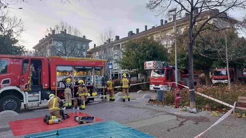 Incendi Pla&ccedil;a Joan Sansa 1