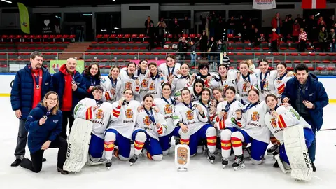 medalla-bronze-katowice-u18-femeni