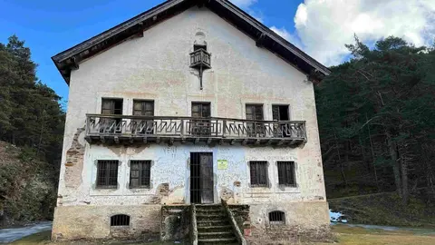 Casa forestal Pallerols 1