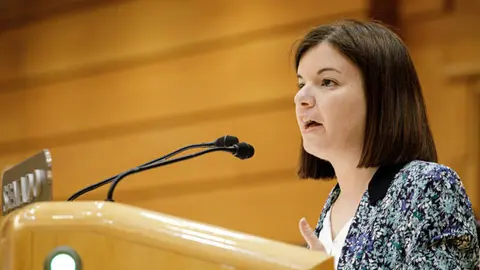La senadora republicana Sara Bailac en una intervenci&oacute;