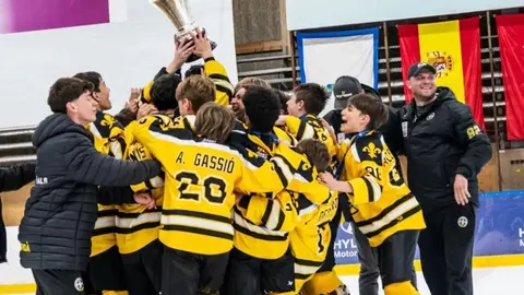 Hoquei Gel Puigcerd&agrave; U15 campions Lliga