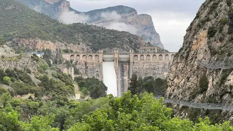 Oliana desembassa 1