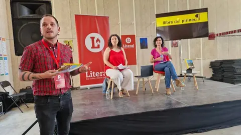 Fira Literal 1