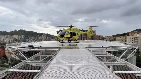 Helic&ograve;pter medicalitzat Hospital Vall d'Hebron