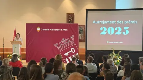 pr&egrave;mis literaris, de cuertmetratge e de Tic T&ograve;c en aran&eacute;s