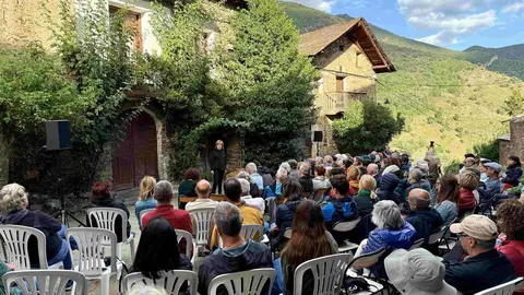 Dans&agrave;neu Rosa Renom
