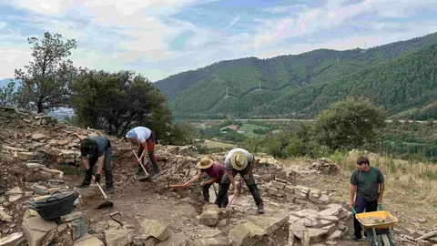 arque&ograve;legs al Pui de Segur 1