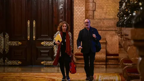 Els diputats Pepe Vidal i Ester Capella al Parlament de Catalunya