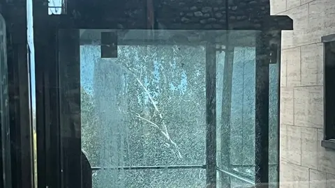 Puigcerd&agrave; funicular vandalisme 1