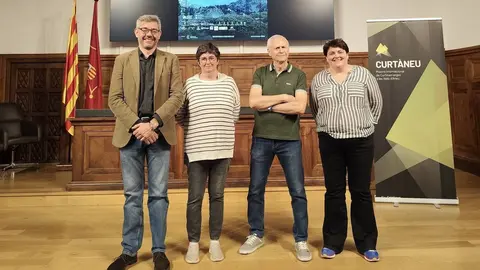Curt&agrave;neu 2025 presentaci&oacute; 1