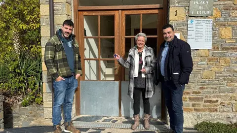 Habitatge entrega claus Vall de Bo&iacute; 1