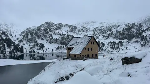 Refugi de Colom&egrave;rs 2