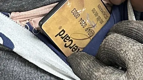 Mossos denuncia prova carnet de conduir