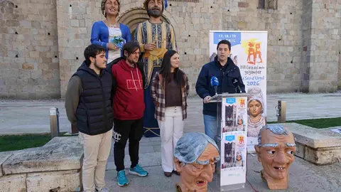 Fira del M&oacute;n Geganter 1