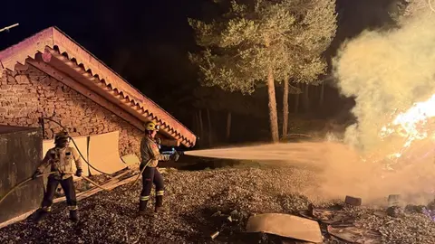 EXTINGIT INCENDI MONTFERRER