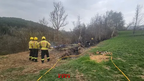 Prullans foc de vegetaci&oacute; 1