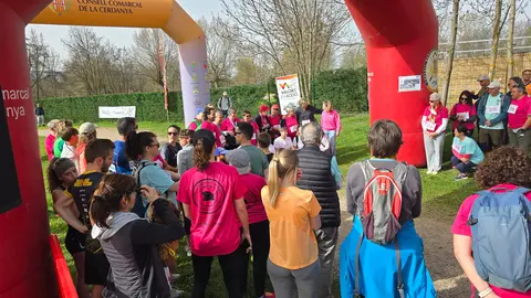 Moments abans de l'inici de l'Oncomarxa. Autor: Ajuntament de Ll&iacute;via.