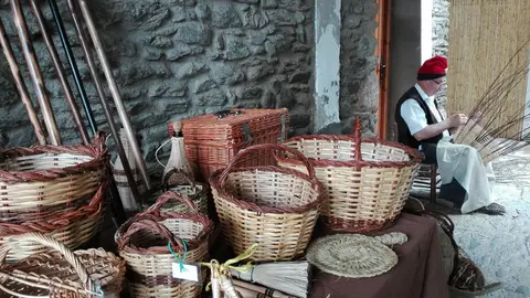 Fira Oficis i Menestrals de Rialp 3