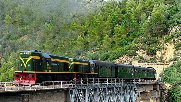Tren dels llacs