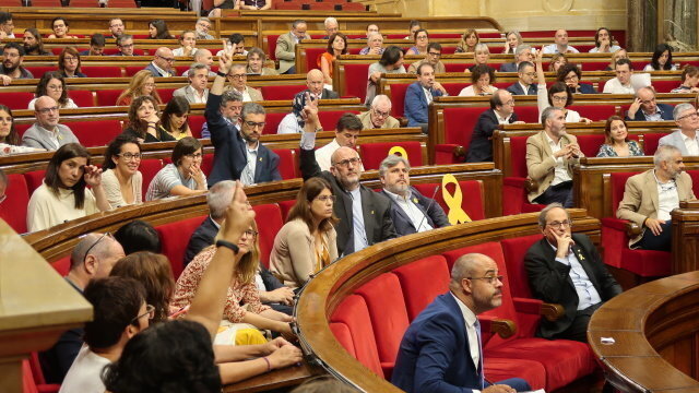 Parlament 2