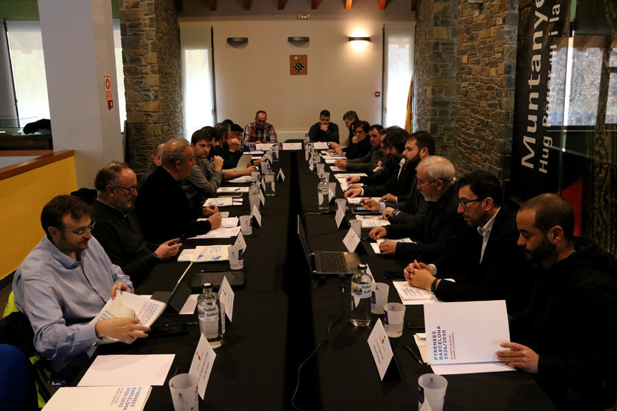 Pla general de la constituci√≥ de la Taula de Treball Permanent dels Jocs Ol√≠mpics d'Hivern al Pallars Sobir√†, a Sort, l'11 de desembre del 2019. (horitzontal)
