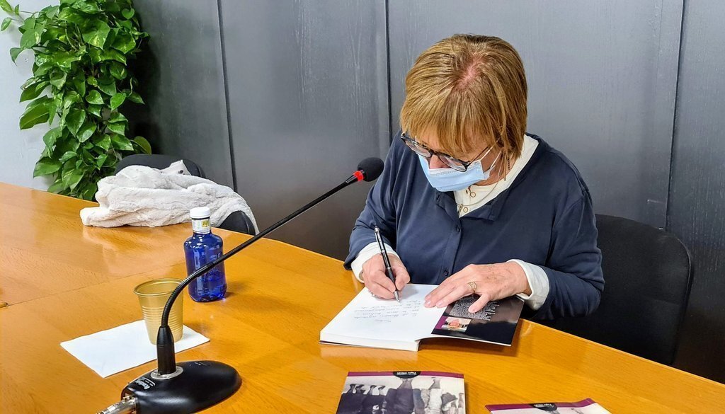 presentació-dues-dones-sort (1)