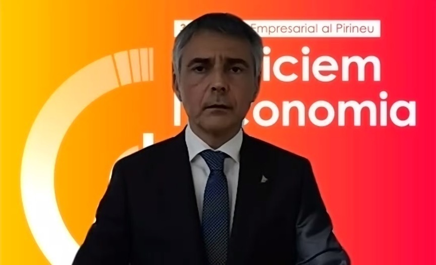 Pla mitjà del president de la Trobada Empresarial al Pirineu, Vicenç Voltes, durant l'acte de benvinguda de la 31a edició de l'esdeveniment. Captura de pantalla feta el 29 d'octubre de 2020 (Horitzontal).